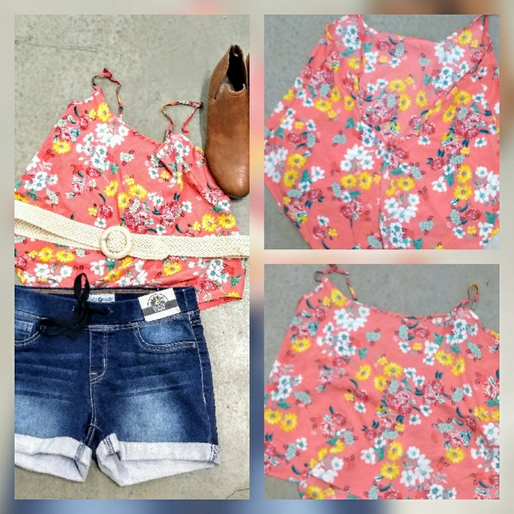 Ambiance apparel  cute blouse size S